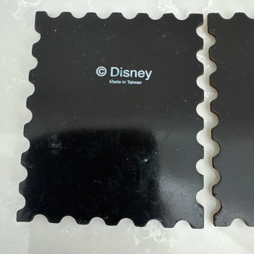 Vintage Minnie  & Mickey Mouse WALT DISNEY WORLD RUBBER REFRIGERATOR  MAGNETS
